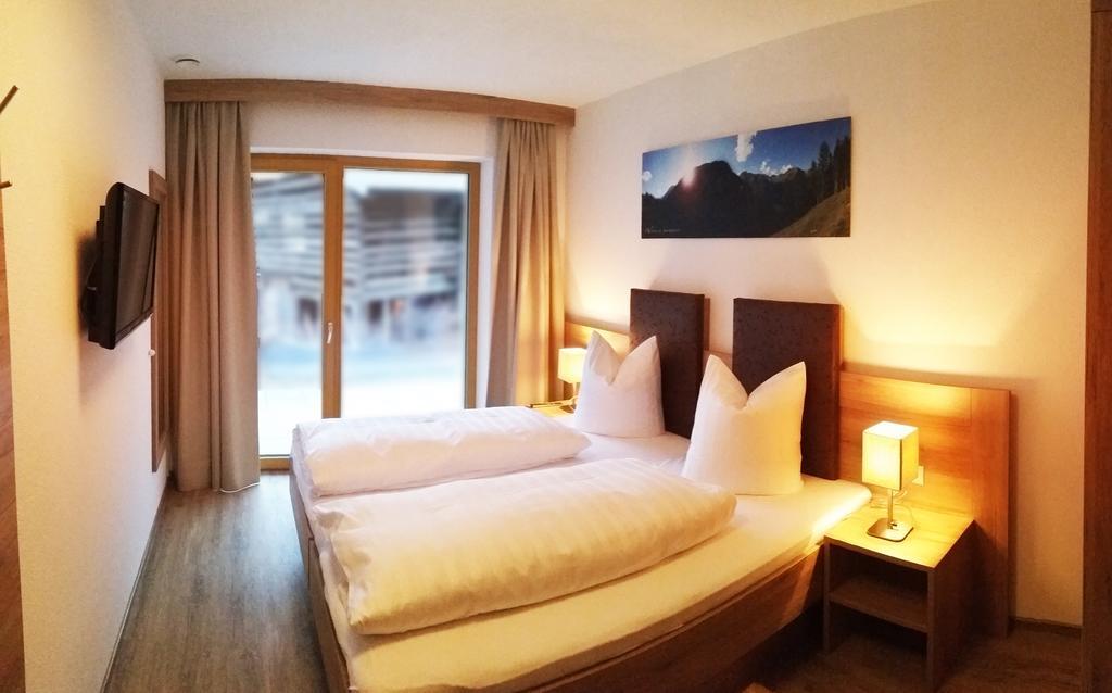 Apart Viva Ischgl Ruang foto